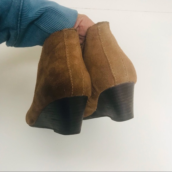 Nicole Camel Brown Pat Wedge Bootie size 8 - Picture 5 of 16